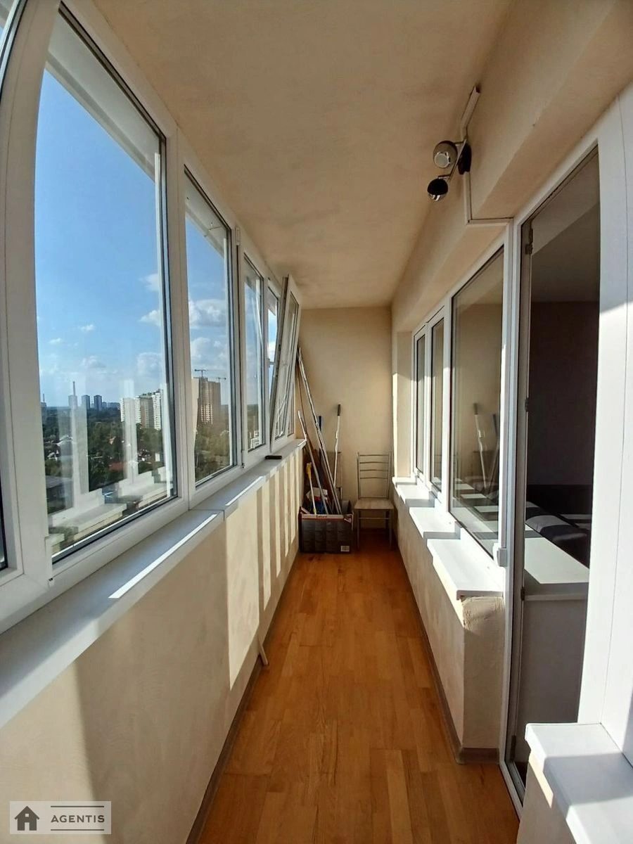 Apartment for rent. 2 rooms, 50 m², 14 floor/16 floors. 114, Beresteyskyy prosp. Peremohy, Kyiv. 