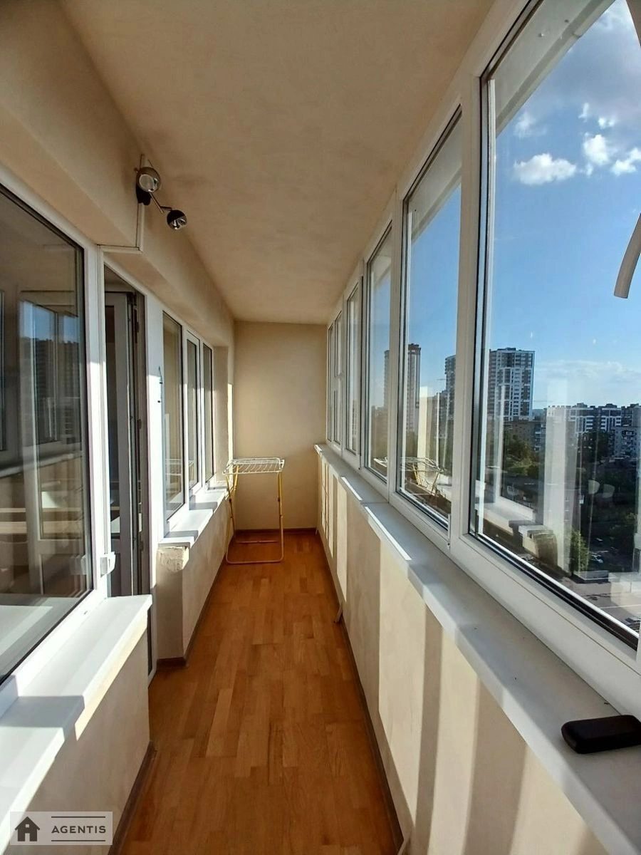 Apartment for rent. 2 rooms, 50 m², 14 floor/16 floors. 114, Beresteyskyy prosp. Peremohy, Kyiv. 