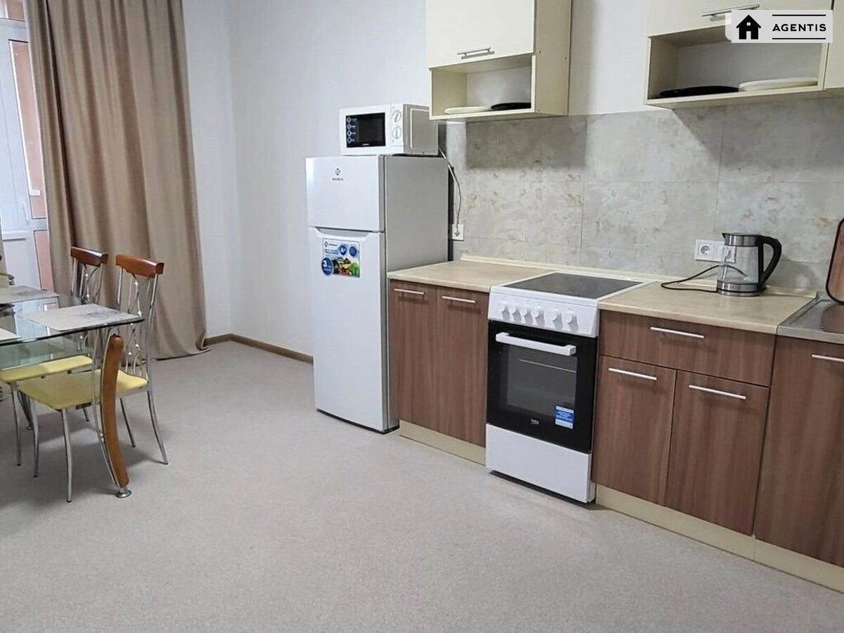 Apartment for rent. 3 rooms, 109 m², 20 floor/26 floors. 6, Valeriya Lobanovskoho prosp. Chervonozoryanyy, Kyiv. 