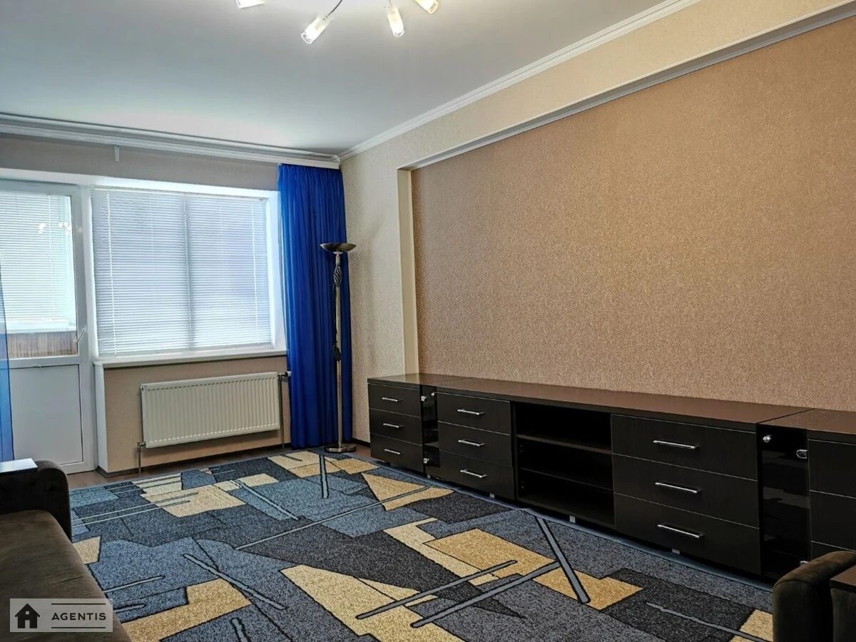 Здам квартиру. 2 rooms, 79 m², 18 floor/24 floors. Бориспільська, Київ. 