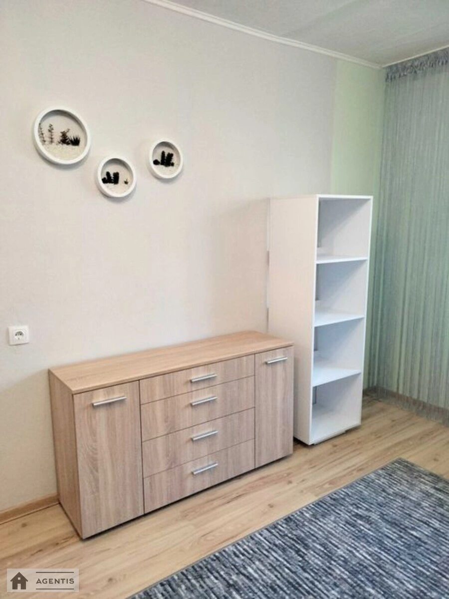 Apartment for rent. 1 room, 34 m², 4th floor/9 floors. 19, Arkhitektora Verbytskoho vul., Kyiv. 