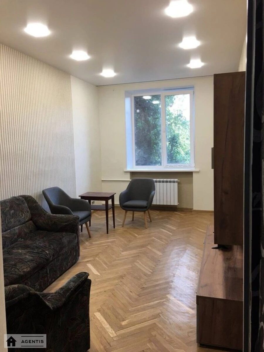 Apartment for rent. 2 rooms, 50 m², 3rd floor/5 floors. 77, Beresteyskyy prosp. Peremohy, Kyiv. 