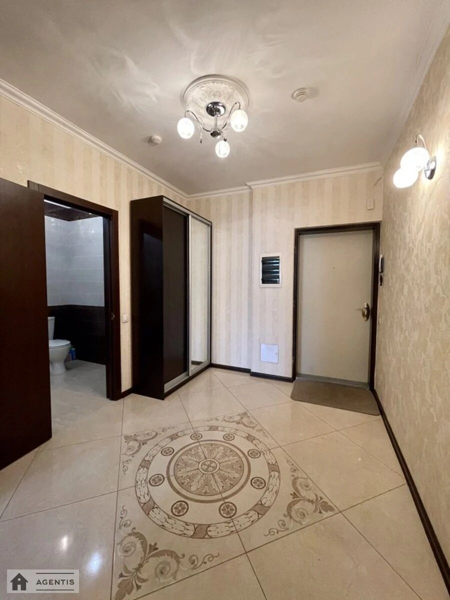 Apartment for rent. 2 rooms, 65 m², 5th floor/24 floors. 62, Golosiyivskiy 62, Kyiv. 