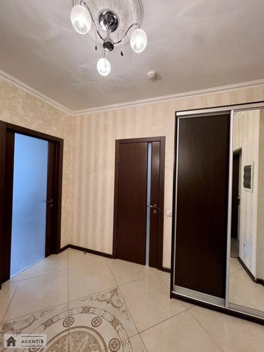 Apartment for rent. 2 rooms, 65 m², 5th floor/24 floors. 62, Golosiyivskiy 62, Kyiv. 