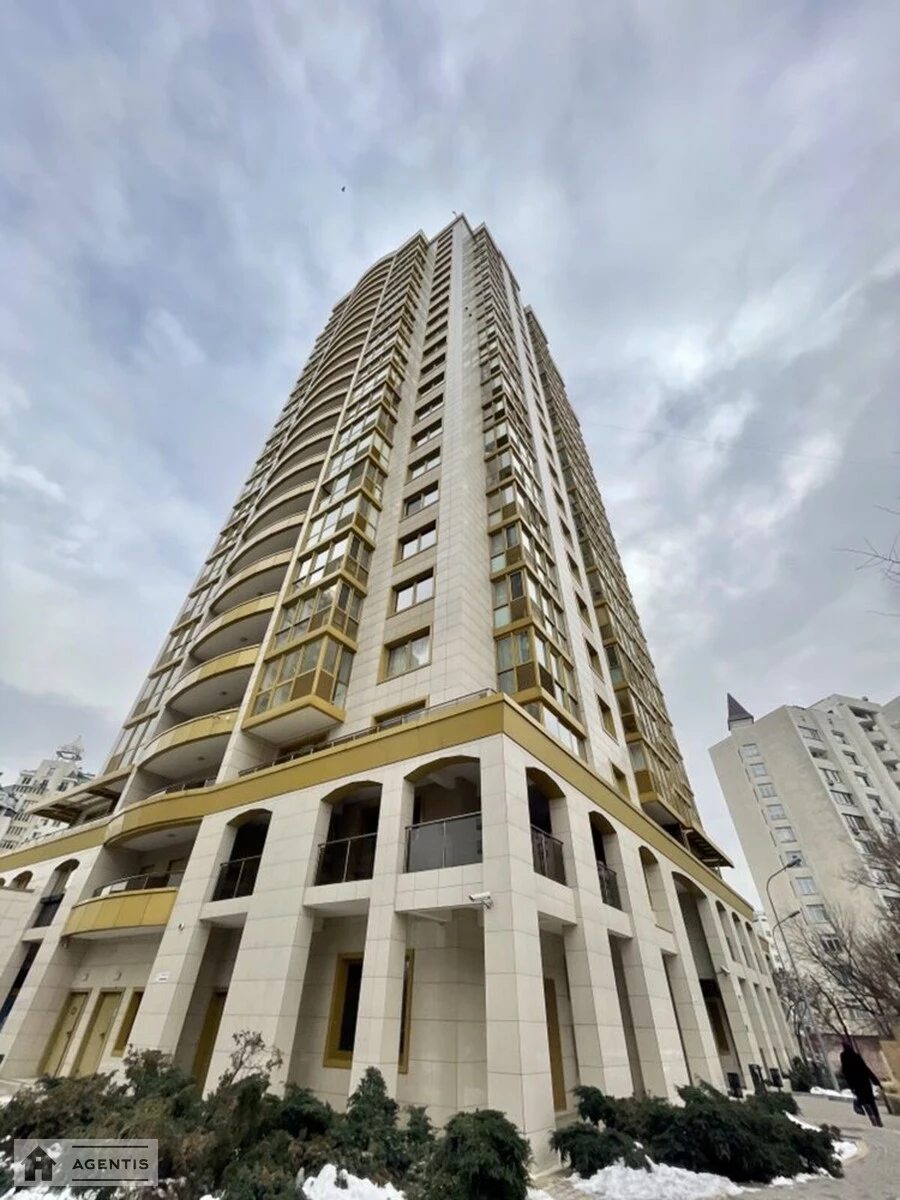 Apartment for rent. 2 rooms, 65 m², 5th floor/24 floors. 62, Golosiyivskiy 62, Kyiv. 