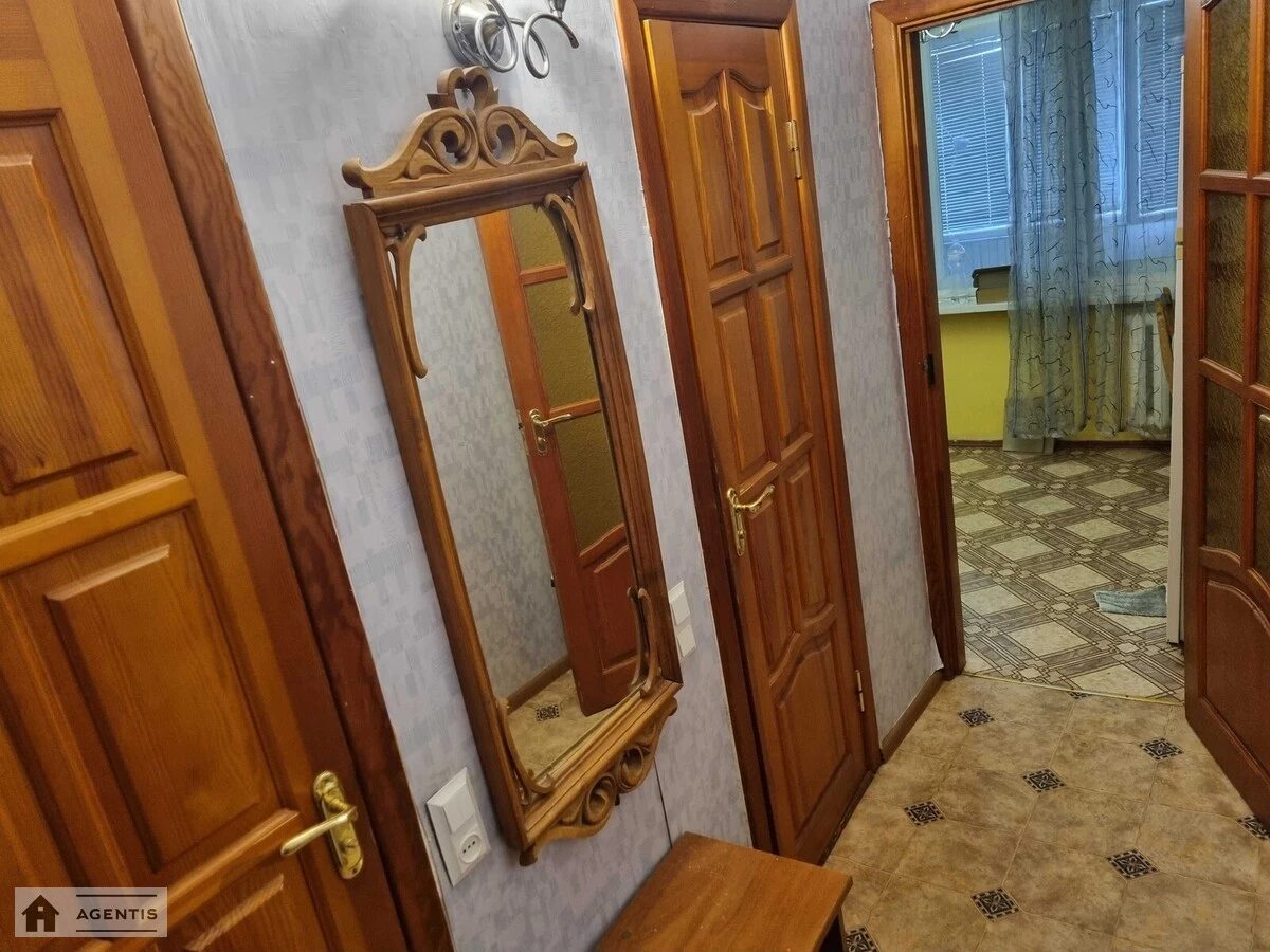 Apartment for rent. 1 room, 42 m², 15 floor/16 floors. 124, Velyka Vaselkivska 124, Kyiv. 