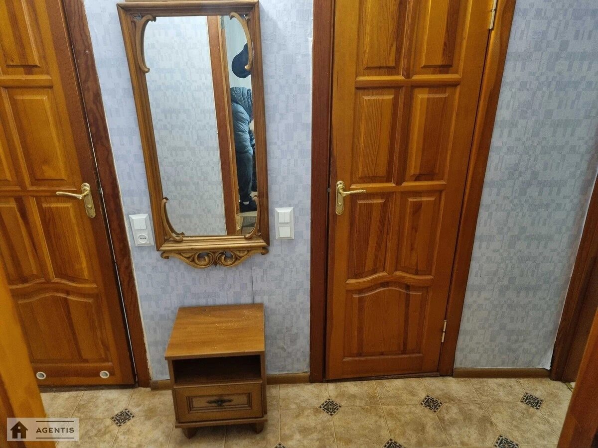Apartment for rent. 1 room, 42 m², 15 floor/16 floors. 124, Velyka Vaselkivska 124, Kyiv. 