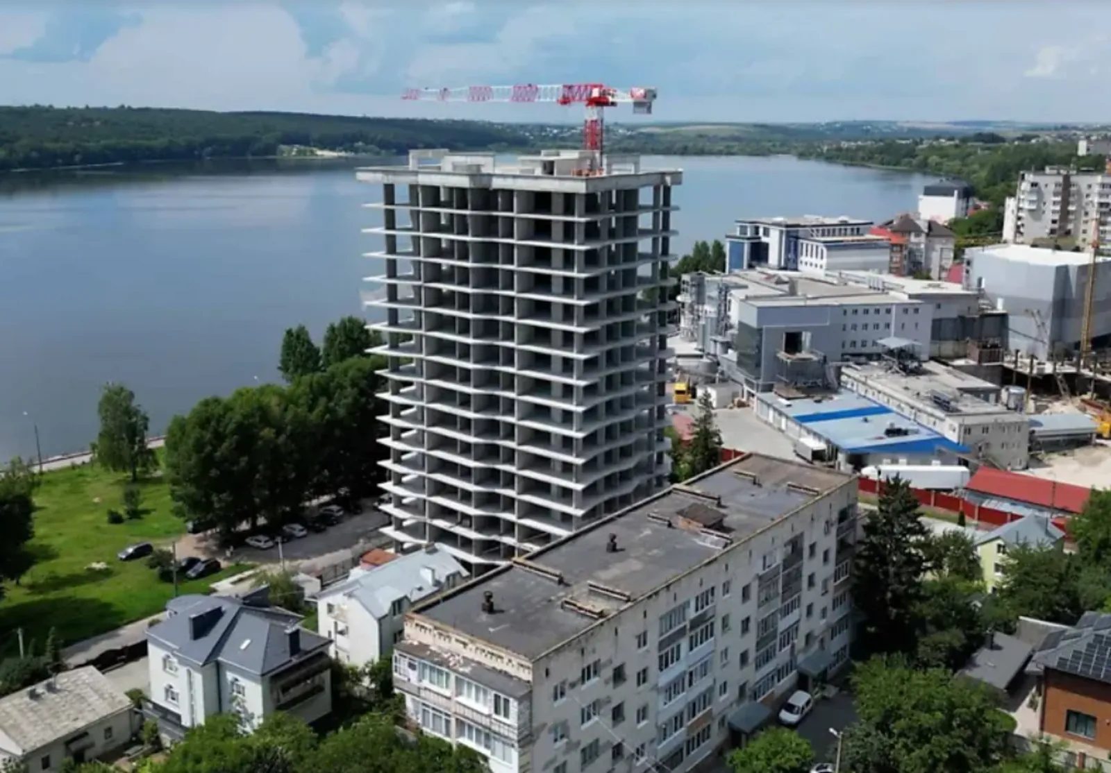 Apartments for sale. 3 rooms, 98 m², 8th floor/16 floors. Novyy svet, Ternopil. 