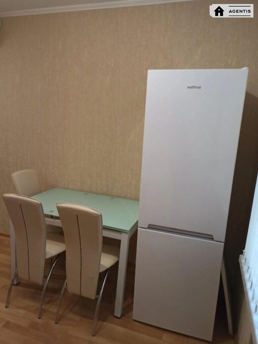 Сдам квартиру. 2 rooms, 47 m², 6th floor/9 floors. 6, Професора Підвисоцького вул., Киев. 