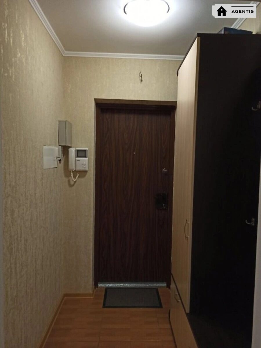 Apartment for rent. 2 rooms, 47 m², 6th floor/9 floors. 6, Profesora Pidvysotskoho vul., Kyiv. 