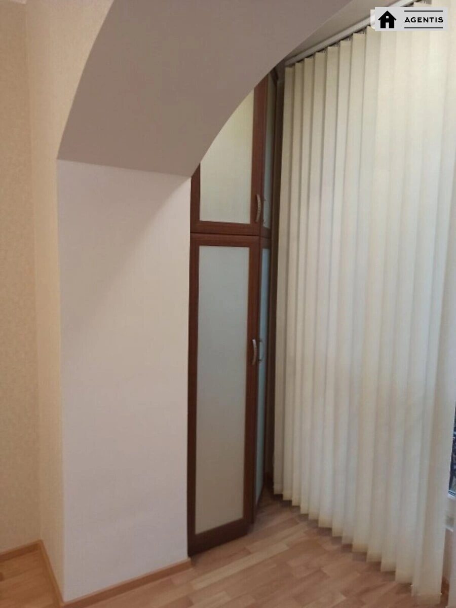 Apartment for rent. 2 rooms, 47 m², 6th floor/9 floors. 6, Profesora Pidvysotskoho vul., Kyiv. 