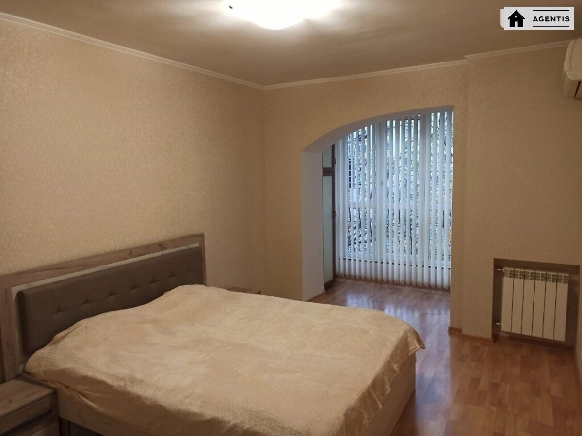 Apartment for rent. 2 rooms, 47 m², 6th floor/9 floors. 6, Profesora Pidvysotskoho vul., Kyiv. 