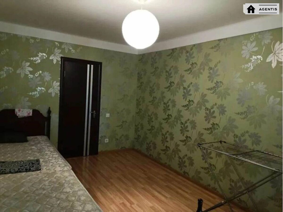 Apartment for rent. 2 rooms, 41 m², 4th floor/9 floors. 12, Orikhuvatska vul. Burmystrenka, Kyiv. 