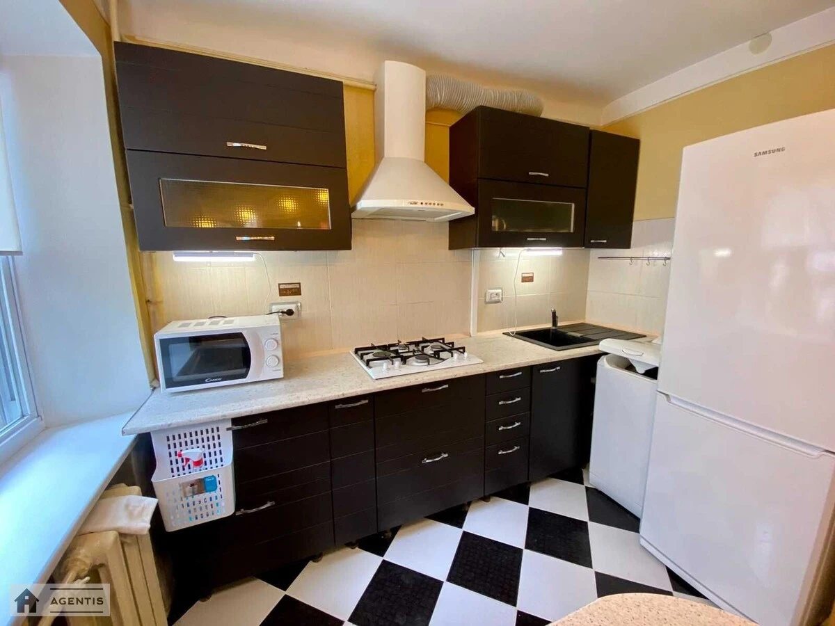 Apartment for rent. 1 room, 29 m², 4th floor/5 floors. 13, Babiyenkiv vul. Burmystenka, Kyiv. 