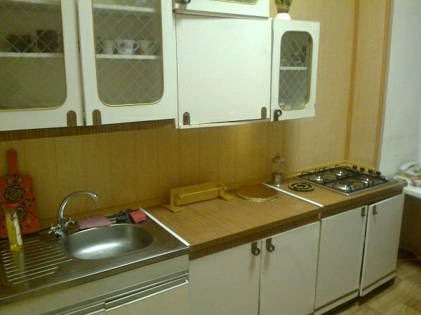 Здам квартиру. 1 room, 20 m², 2nd floor/2 floors. 42, Червоноткацька 42, Київ. 