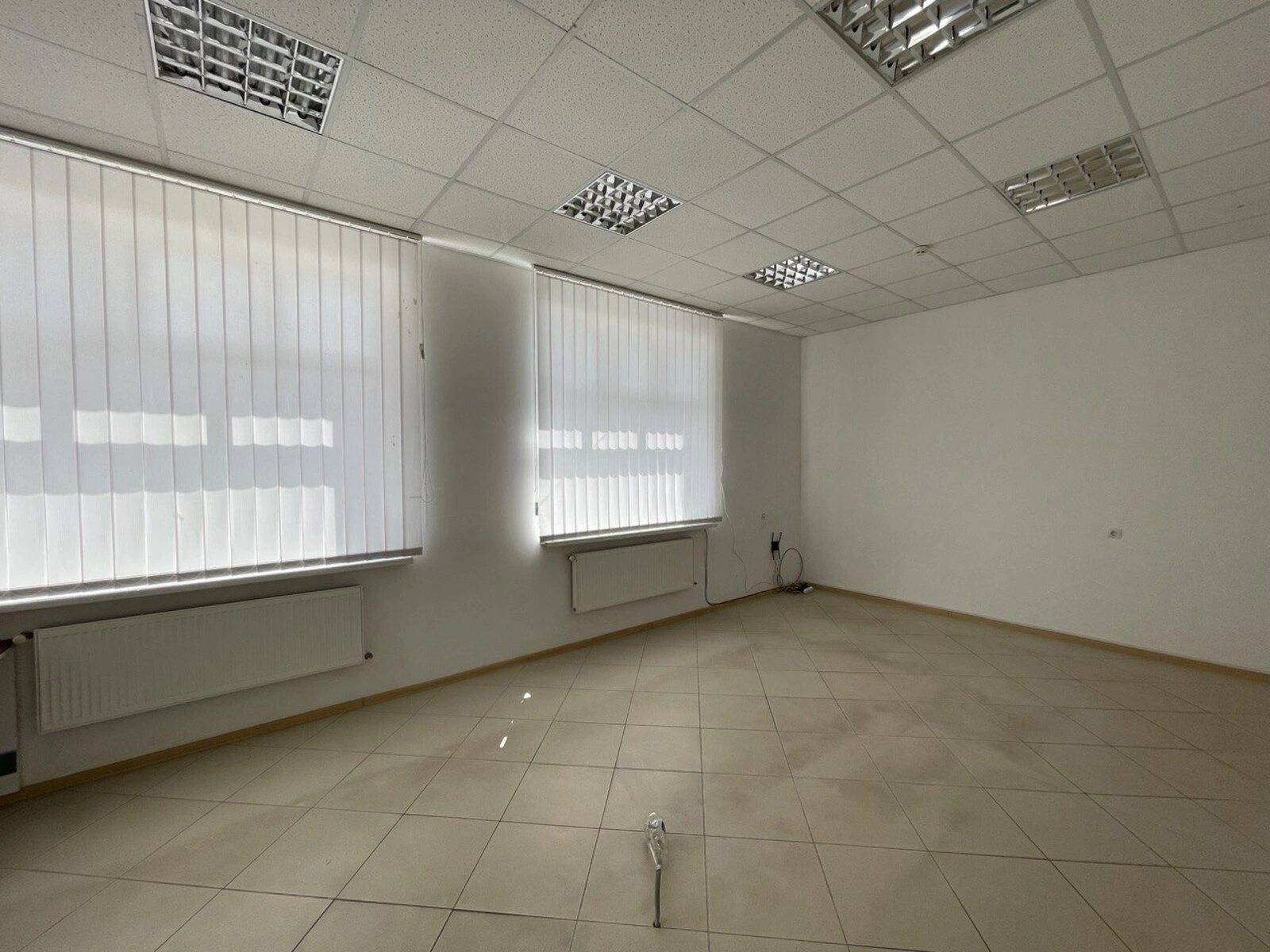 Продаж комерційного приміщення. 52 m², 1st floor/4 floors. 7, Київська вул., Тернопіль. 