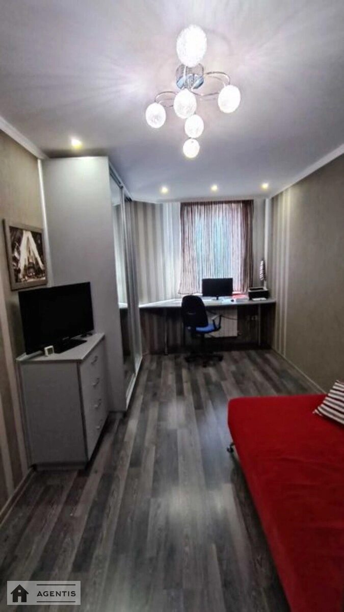 Apartment for rent 3 rooms, 105 m², 18th fl./25 floors. Vadyma Hetmana vul., Kyiv. 