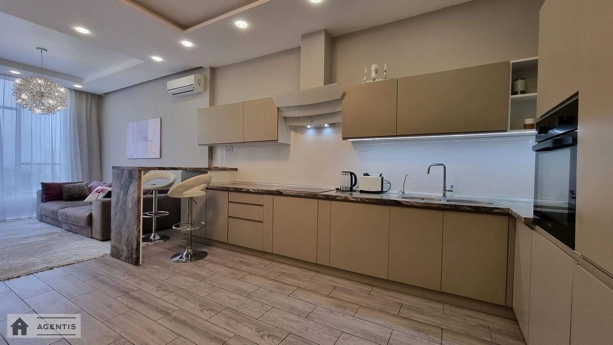 Здам квартиру 2 кімнати, 65 m², 14 пов./25 поверхів. 2, Авіаконструктора Антонова вул., Київ. 