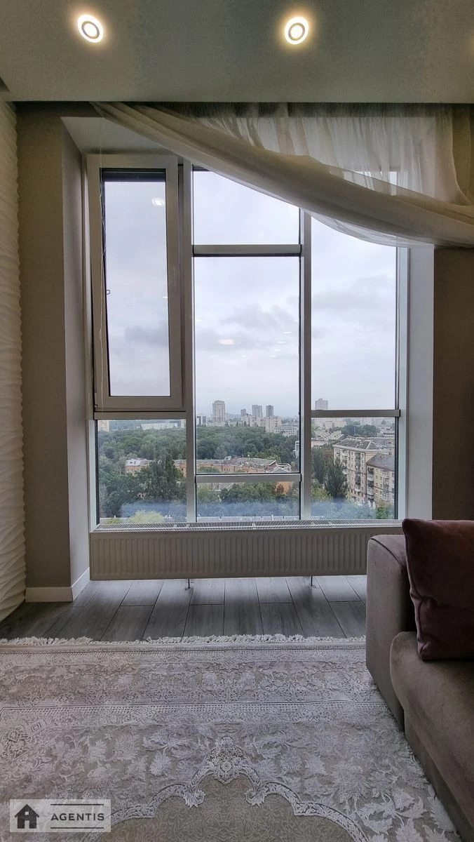 Apartment for rent 2 rooms, 65 m², 14th fl./25 floors. 2, Aviakonstruktora Antonova vul., Kyiv. 