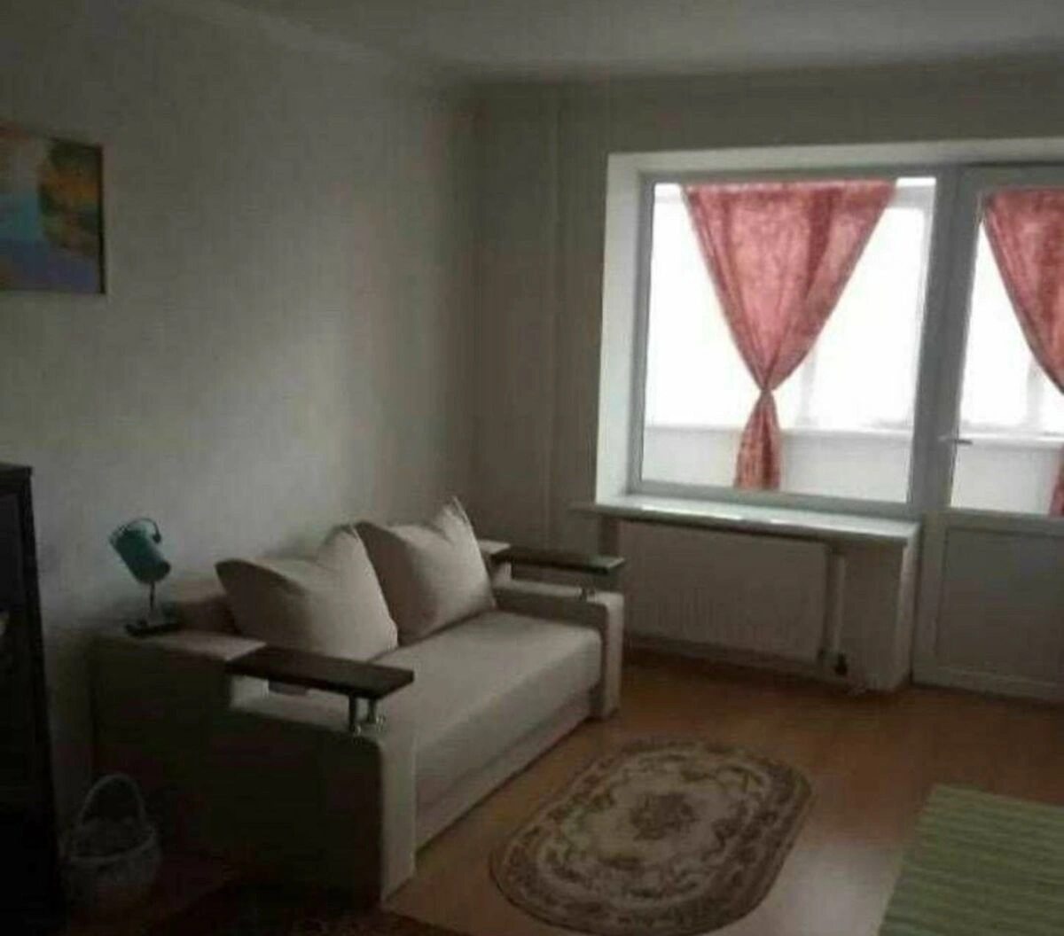 Apartments for sale 1 room, 31 m², 3rd fl./5 floors. Karabinerna vul., Kropyvnytskyy. 