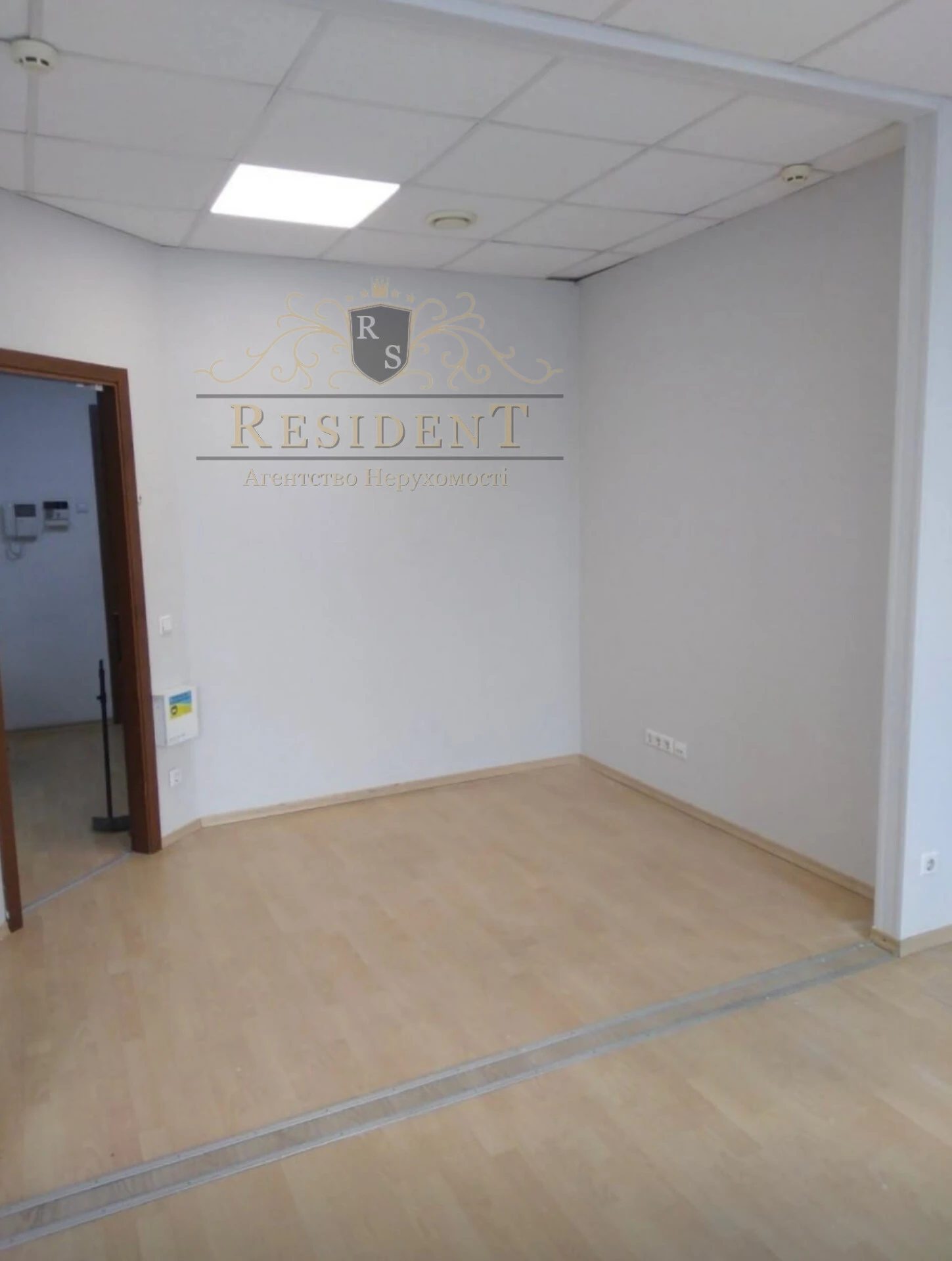 Office for rent. 1 room, 20 m². Dnipro. 