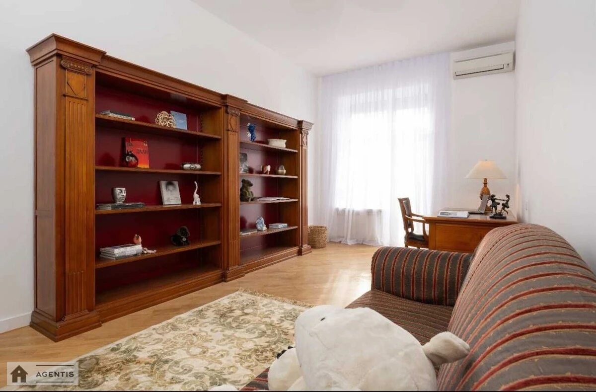 Apartment for rent. 5 rooms, 160 m², 6th floor/6 floors. 58, Saksaganskogo 58, Kyiv. 