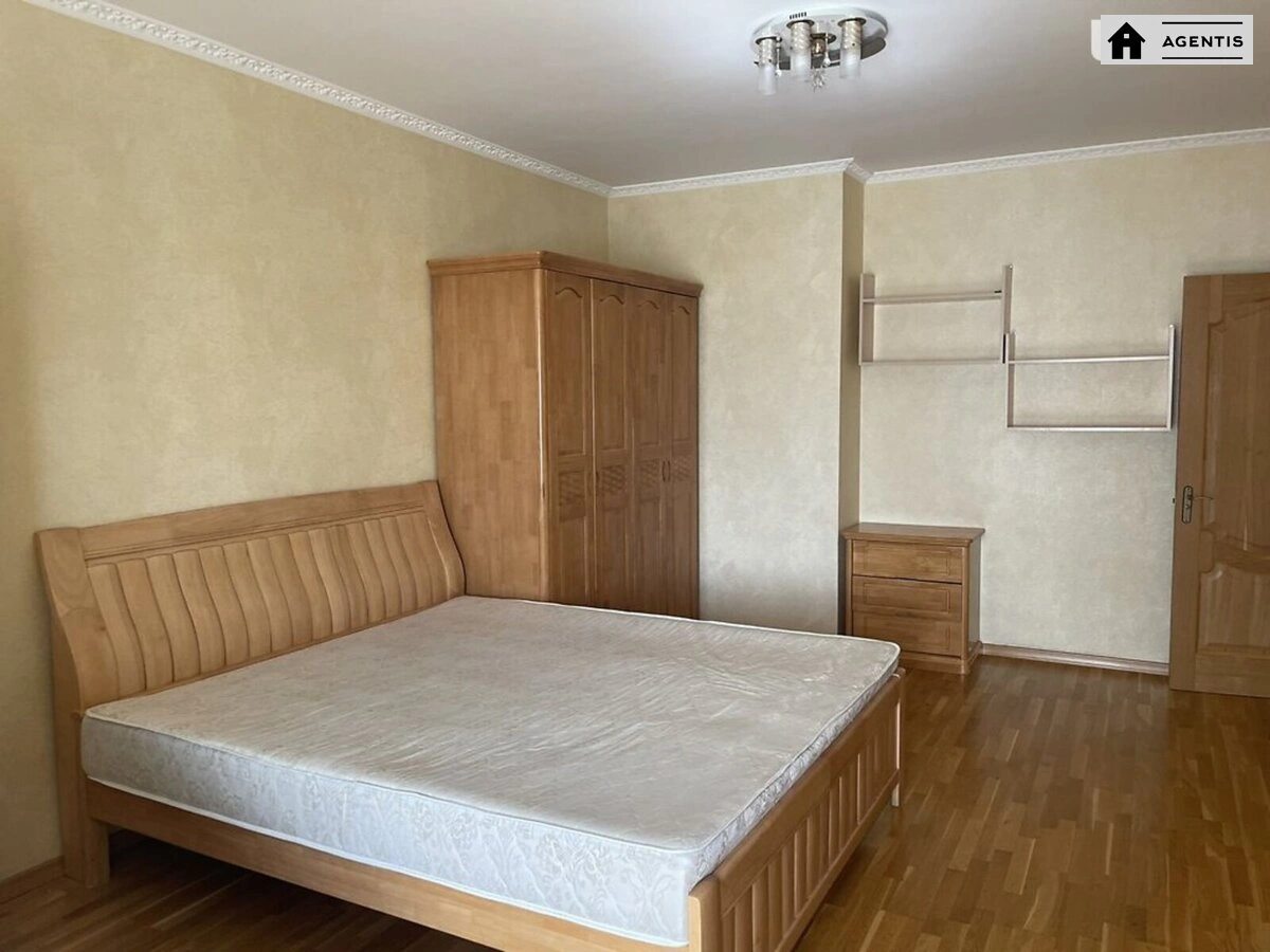 Apartment for rent. 3 rooms, 102 m², 9th floor/26 floors. 18, Mytropolyta Vasylya Lypkivskoho vul. Urytskoho, Kyiv. 