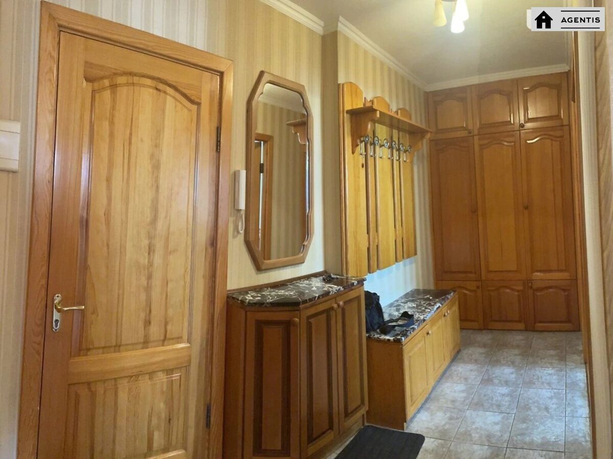 Apartment for rent. 1 room, 55 m², 11 floor/14 floors. 39, Valeriya Lobanovskoho prosp. Chervonozoryanyy, Kyiv. 