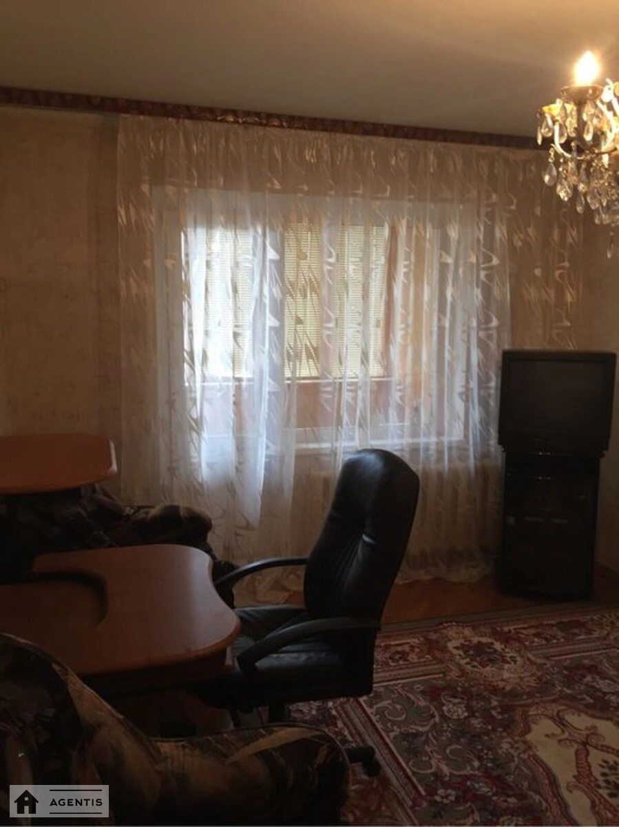 Здам квартиру. 2 rooms, 53 m², 10th floor/15 floors. 13, Петра Григоренка просп., Київ. 