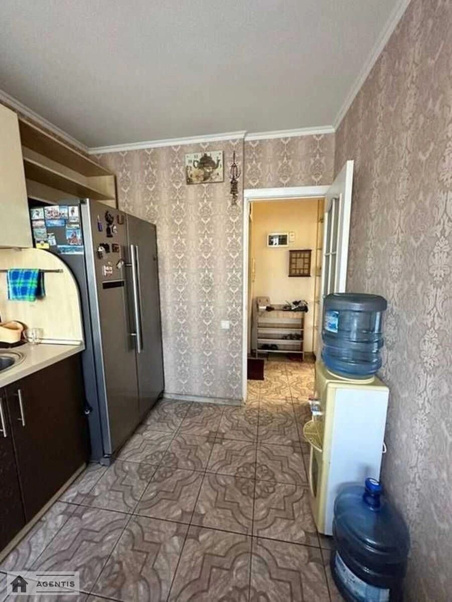 Здам квартиру. 2 rooms, 43 m², 4th floor/5 floors. 12, Миколи Василенка вул., Київ. 