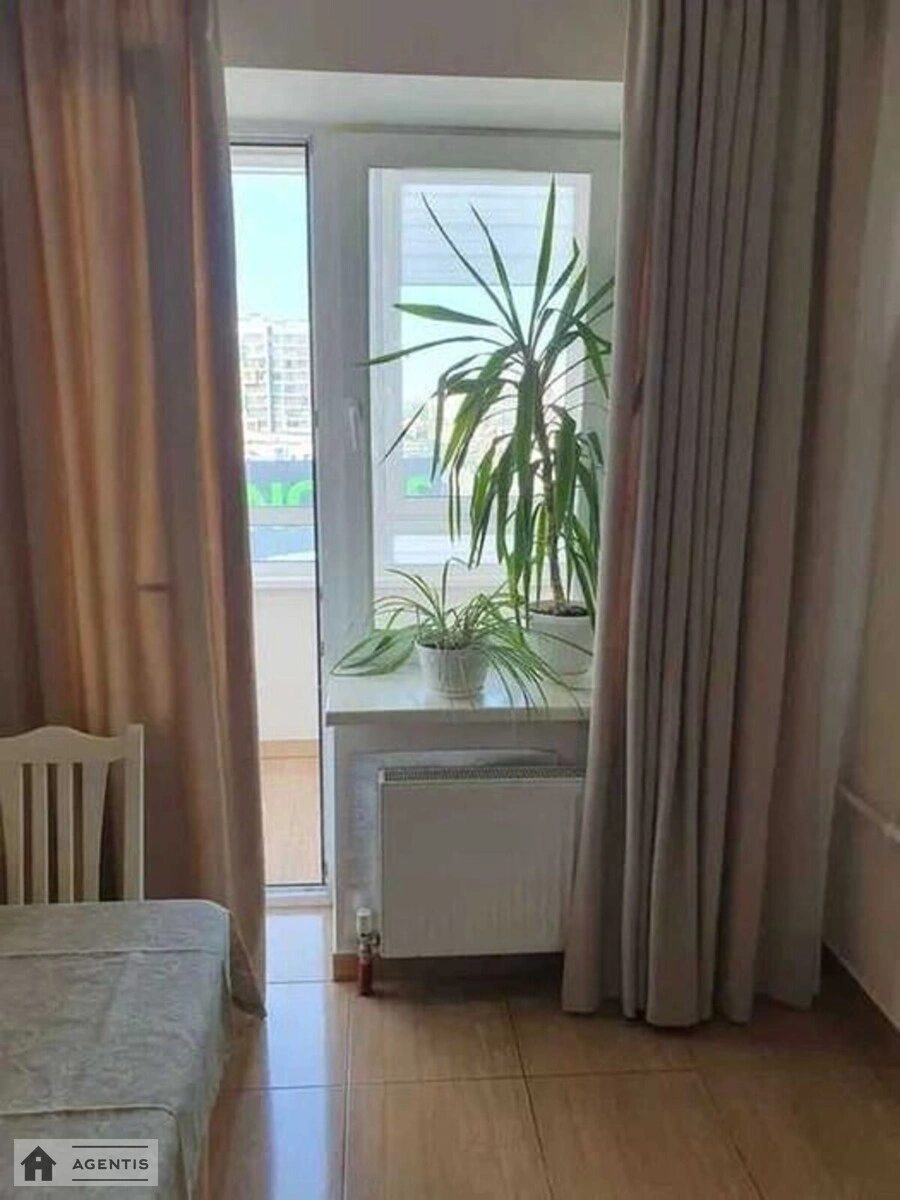 Здам квартиру. 1 room, 34 m², 5th floor/9 floors. 15, Шолом-Алейхема 15, Київ. 