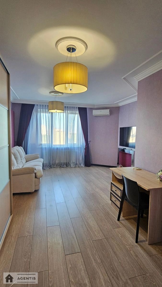 Apartment for rent 1 room, 63 m², 12th fl./20 floors. 1, Yordanska vul. Layosha Havro, Kyiv. 