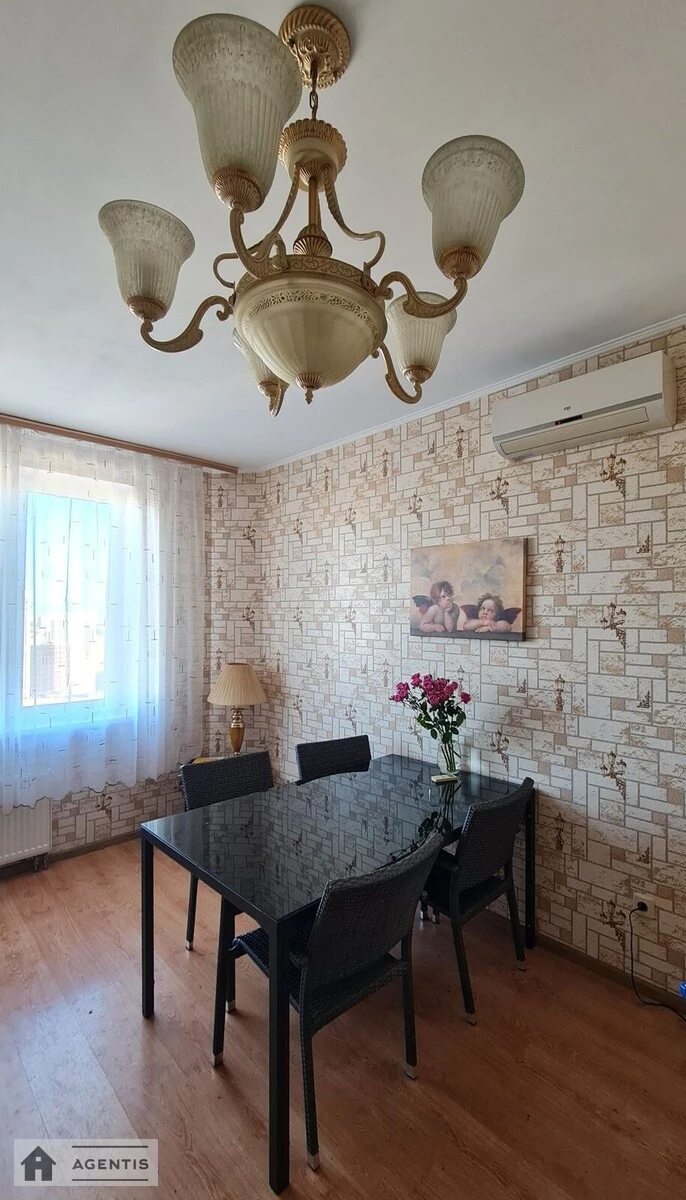 Apartment for rent 3 rooms, 160 m², 19th fl./21 floors. 75, Dmytrivska 75, Kyiv. 