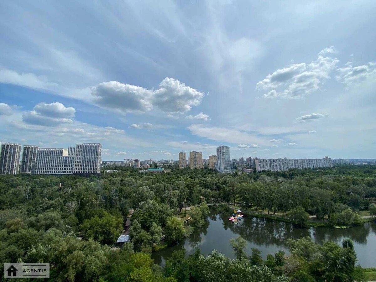 Сдам квартиру. 2 rooms, 76 m², 15 floor/25 floors. 14, Воскресенская 14, Киев. 