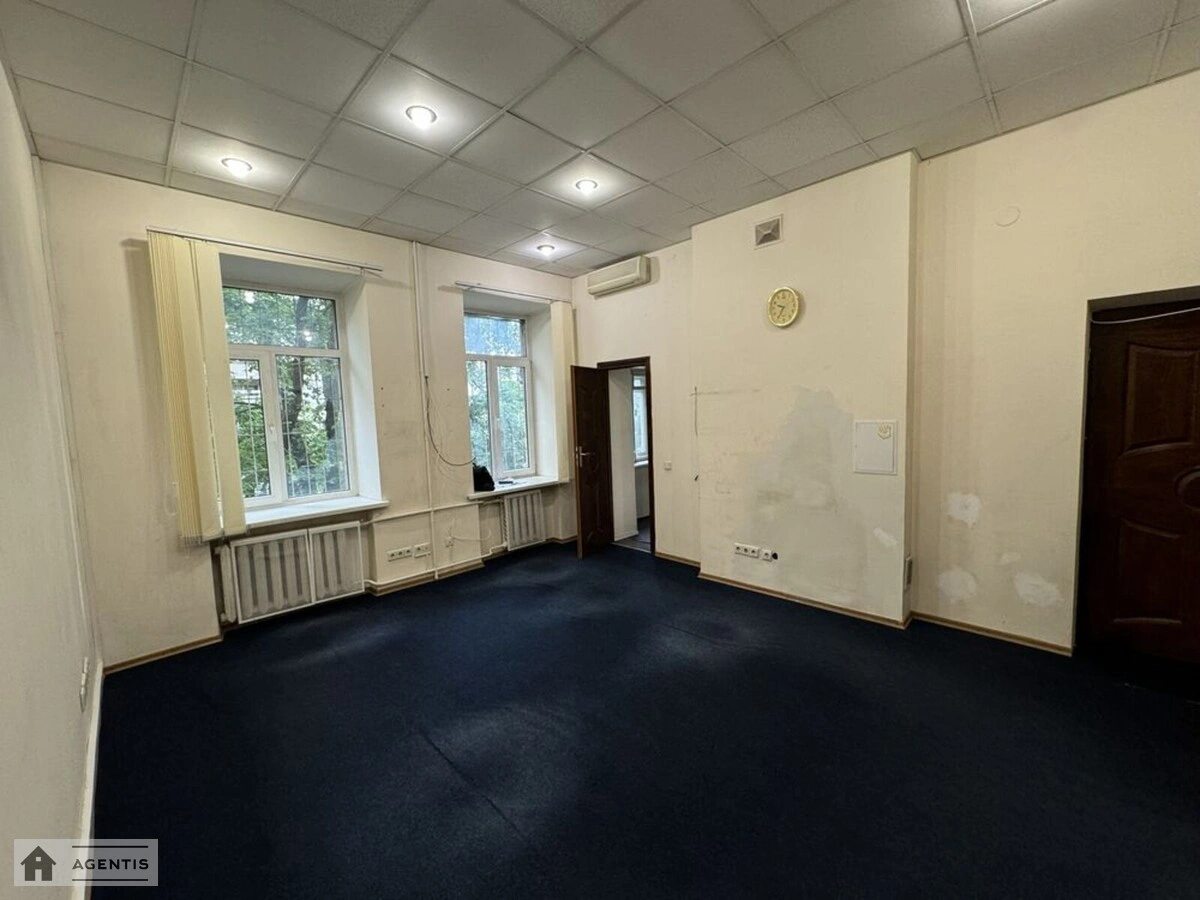 Apartment for rent. 4 rooms, 95 m², 2nd floor/4 floors. 110, Velyka Vaselkivska 110, Kyiv. 