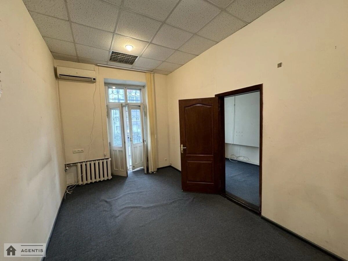 Сдам квартиру. 4 rooms, 95 m², 2nd floor/4 floors. 110, Большая Васильковская 110, Киев. 