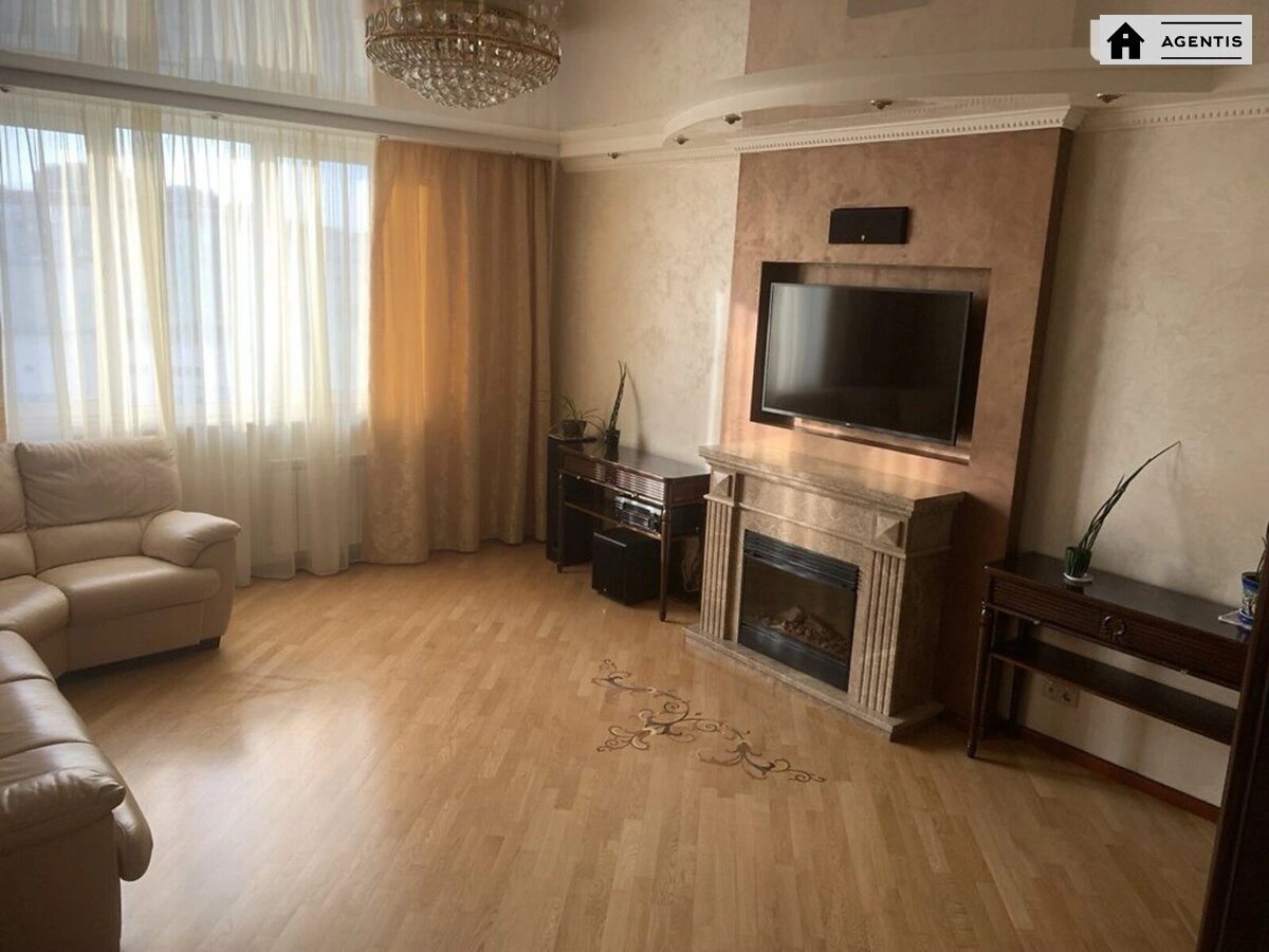 Apartment for rent. 4 rooms, 142 m², 19 floor/36 floors. 1, Sribnokilska 1, Kyiv. 