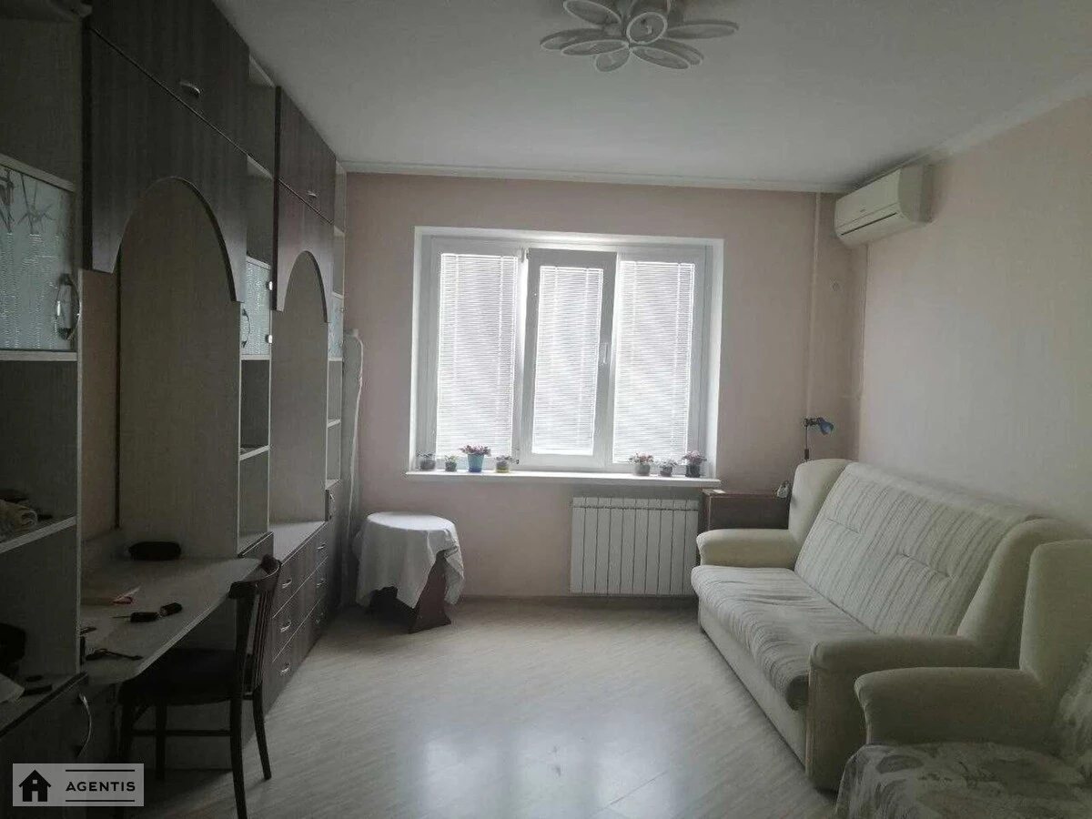 Apartment for rent. 2 rooms, 56 m², 13 floor/16 floors. Avtozavodska, Kyiv. 