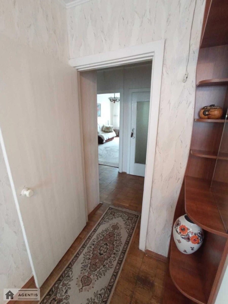 Apartment for rent. 2 rooms, 54 m², 14 floor/16 floors. 17, Ivana Mykolaychuka vul. Serafymovycha, Kyiv. 