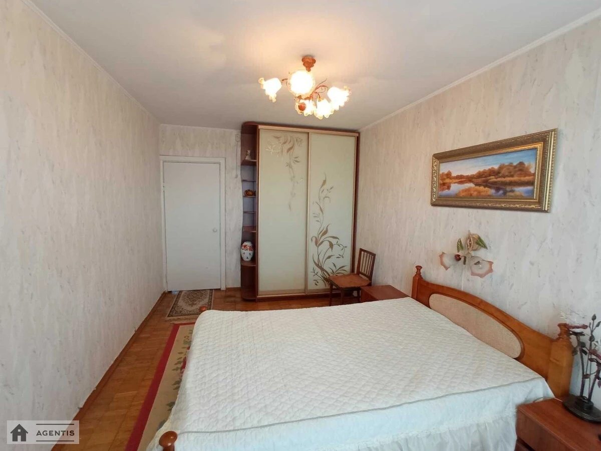 Apartment for rent. 2 rooms, 54 m², 14 floor/16 floors. 17, Ivana Mykolaychuka vul. Serafymovycha, Kyiv. 