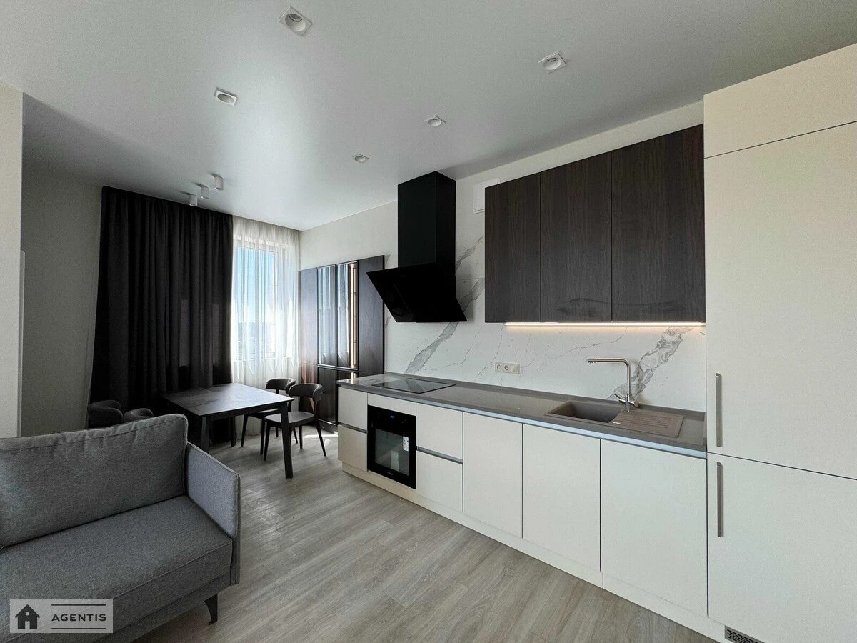 Apartment for rent. 2 rooms, 61 m², 8th floor/24 floors. Kazymyra Malevycha vul., Kyiv. 