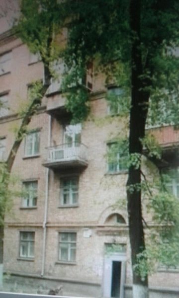 Apartments for sale. 2 rooms, 58 m², 4th floor/5 floors. 76, Peremogy 76, Kyiv. 
