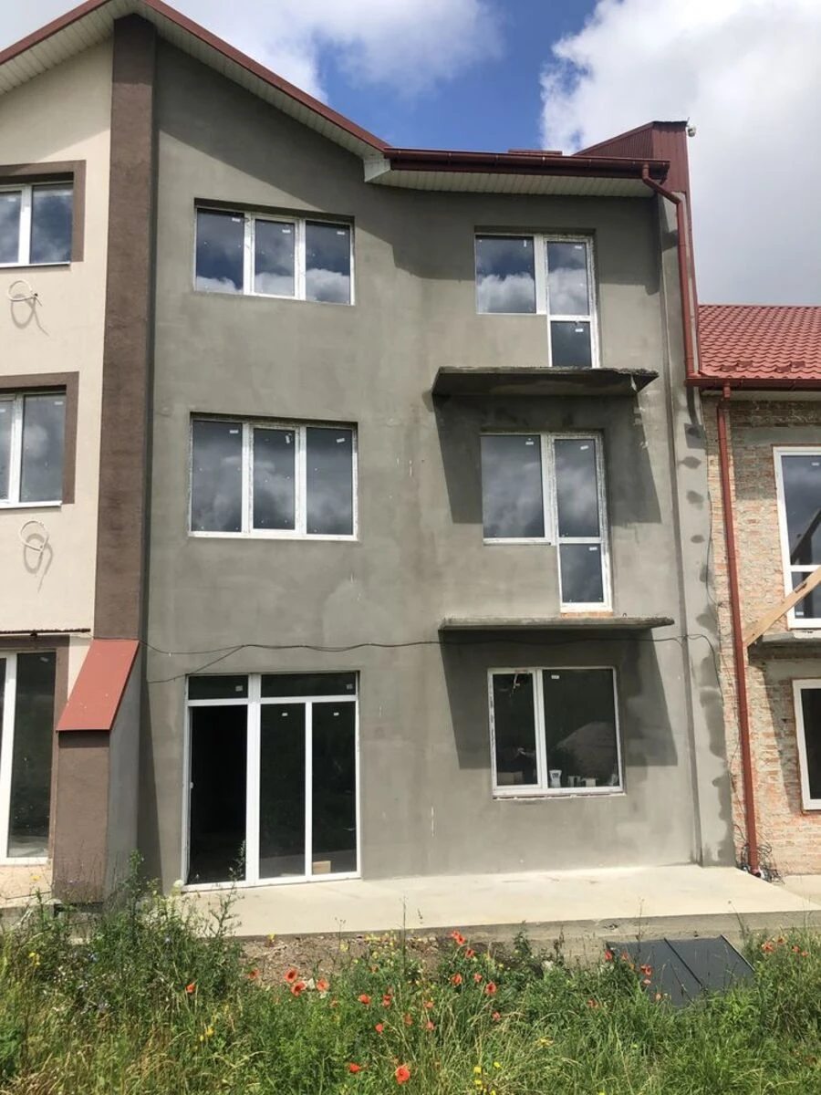 Продаж будинку 180 m², 3 поверхи. Смыковцы. 