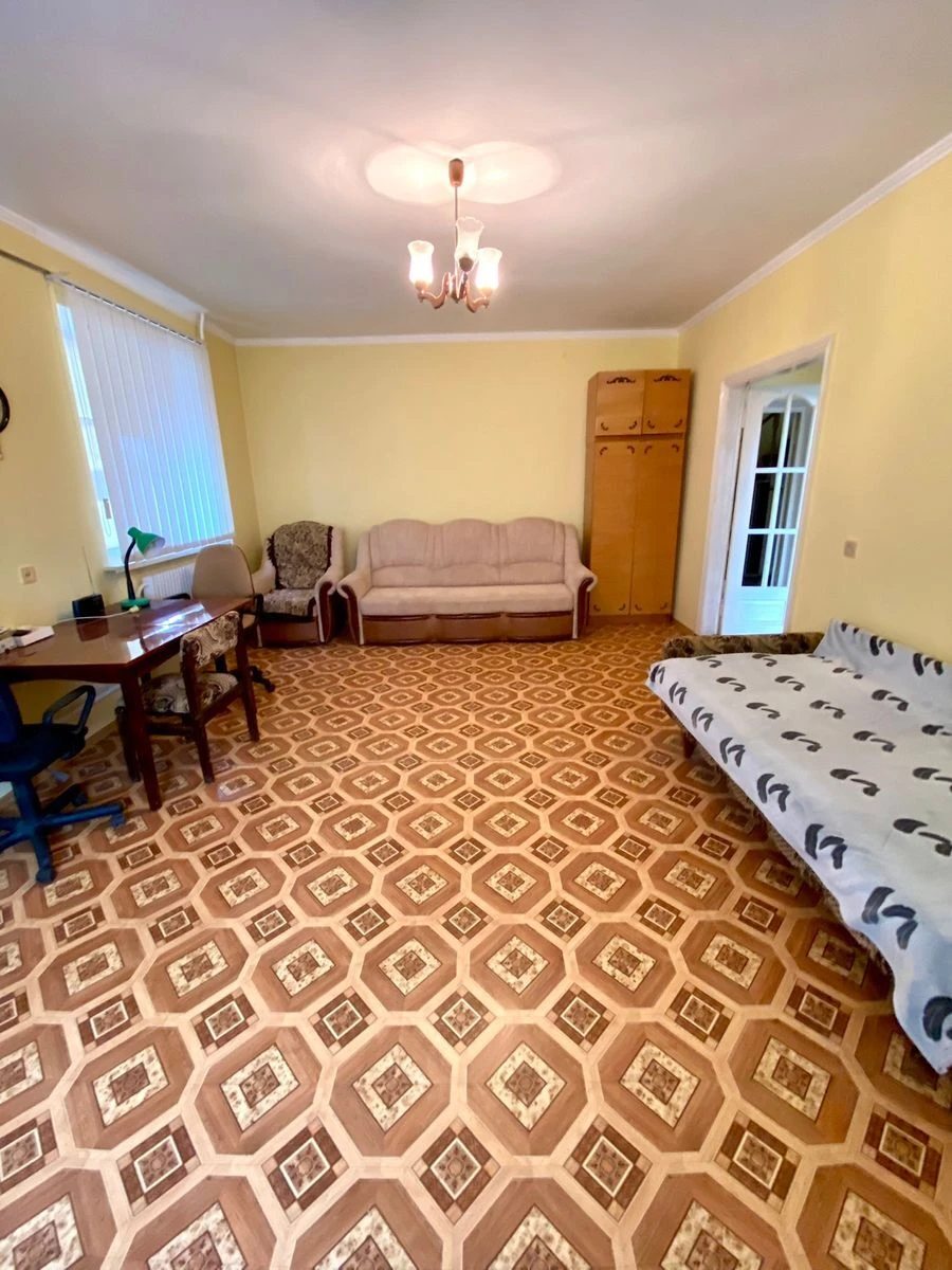 House for sale 210 m², 2 floors. 97, Suhokleyivska , Kropyvnytskyy. 