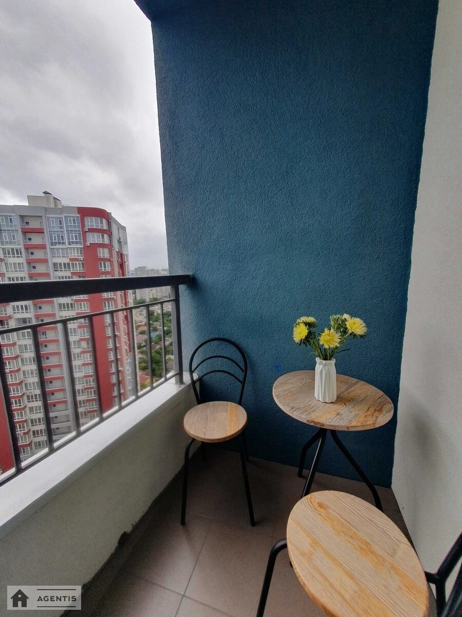 Apartment for rent. 1 room, 30 m², 22 floor/25 floors. 62, Kahovska 62, Kyiv. 