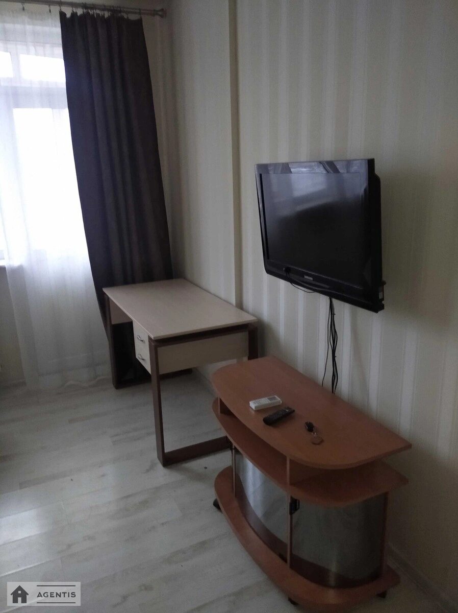 Здам квартиру. 1 room, 22 m², 3rd floor/10 floors. 22, Жамбила Жабаєва вул., Київ. 