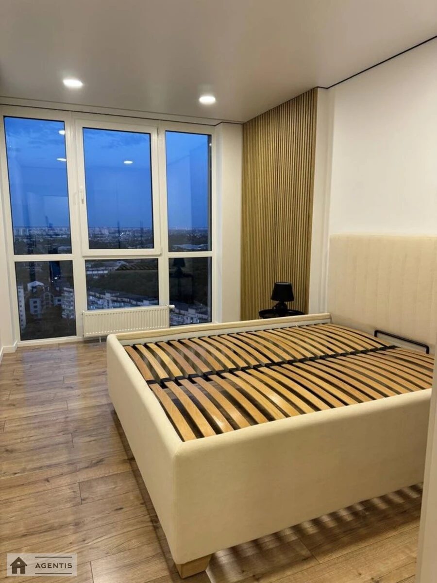 Сдам квартиру. 3 rooms, 65 m², 21 floor/25 floors. Віктора Некрасова вул. (Північно-Сирецька), Киев. 