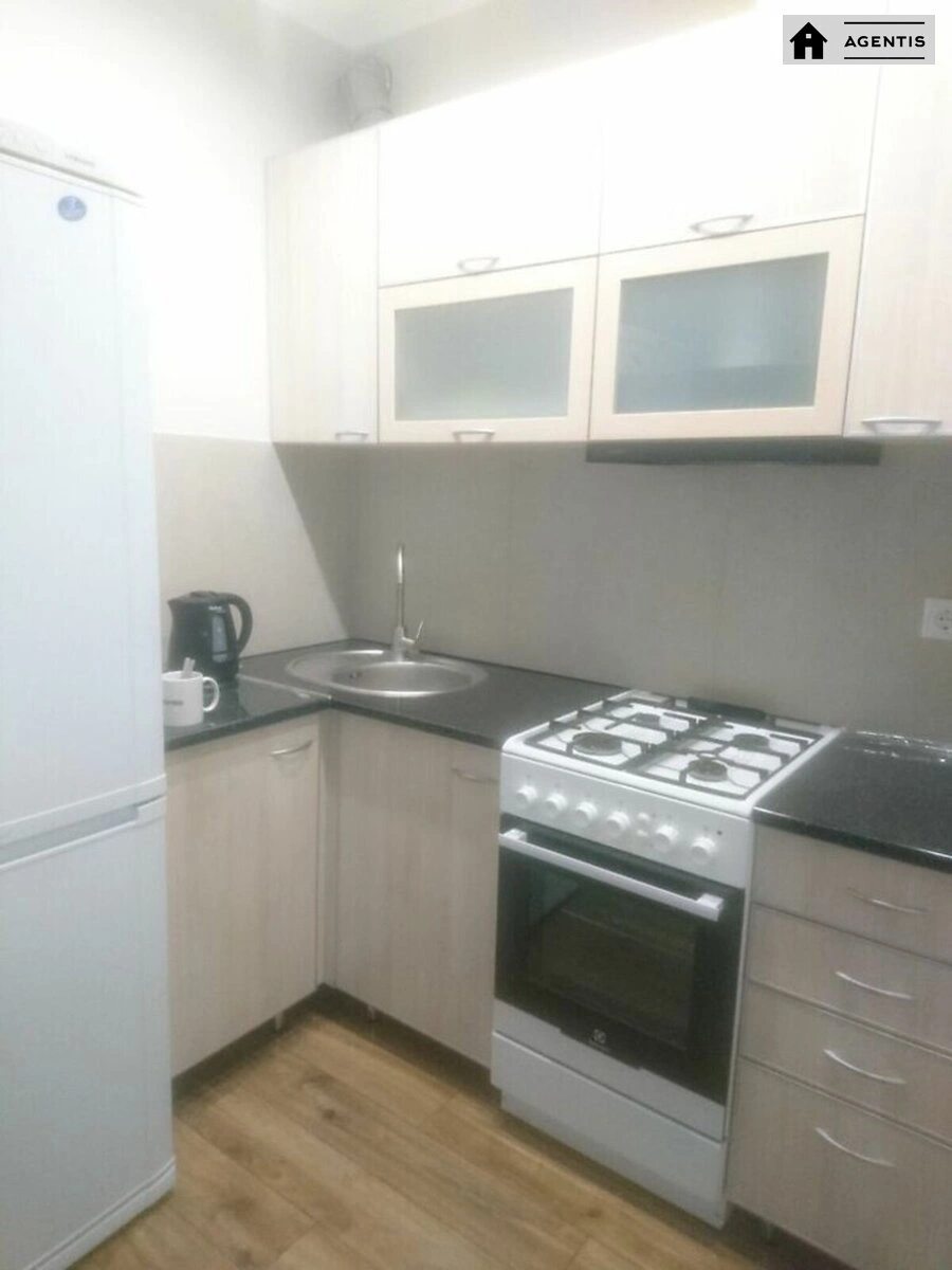 Здам квартиру. 2 rooms, 50 m², 4th floor/16 floors. 24, Оноре де Бальзака вул., Київ. 