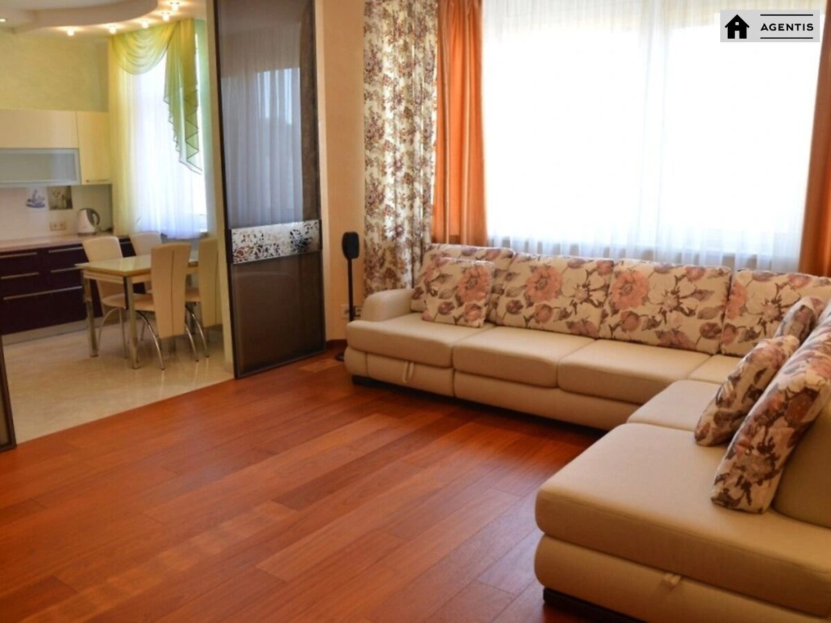 Apartment for rent. 2 rooms, 80 m², 12 floor/25 floors. 1, Mykilsko-Slobidska 1, Kyiv. 