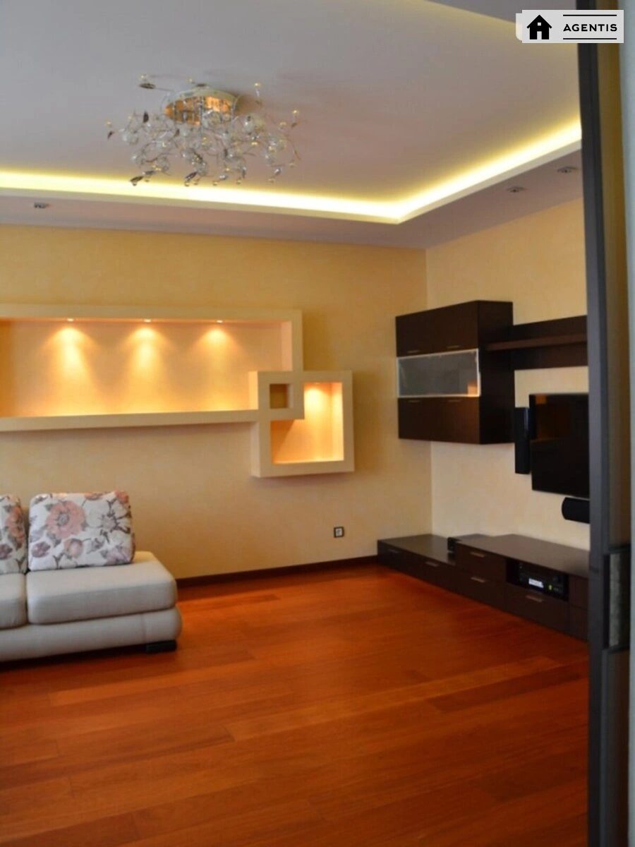 Apartment for rent. 2 rooms, 80 m², 12 floor/25 floors. 1, Mykilsko-Slobidska 1, Kyiv. 